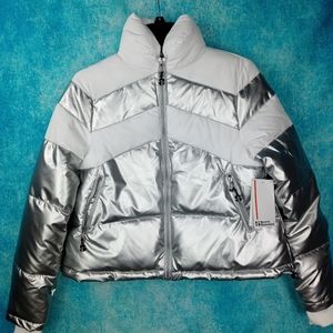 Sports Illustrated Woman's Color Block Puffer Silver and White Coat Size SM NWT